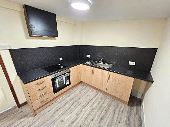 1 Bedroom Flat To Rent In Queen Street, Aberystwyth, SY23