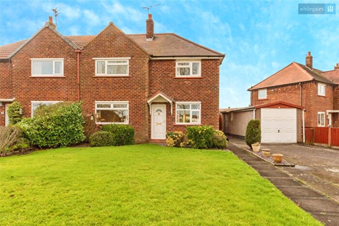 3 Bedroom Semi Detached House For Sale In Adlington Road, Crewe, Cheshire, CW2