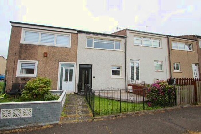 3 Bedroom Property To Rent In Pitreavie Place, Glasgow, G33
