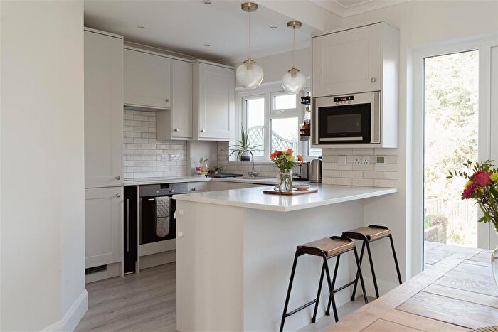 3 Bedroom Semi-Detached House For Sale In Hillfield Close, Redhill, RH1