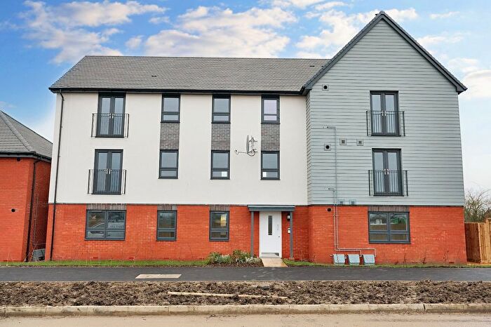 2 Bedroom Flat To Rent In Campbell Drive, Upper Lighthorne, Leamington Spa, Warwickshire, CV33