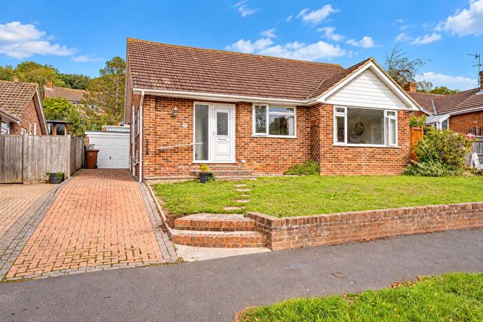 2 Bedroom Bungalow For Sale In Ashford Road, Hastings, TN34