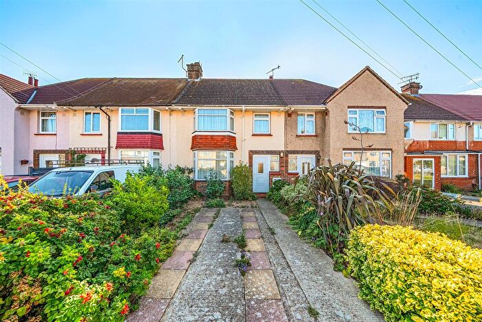 3 Bedroom Terraced House For Sale In Goldsmith Road, Worthing, BN14