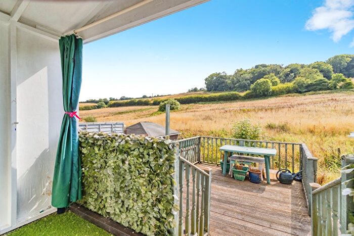 1 Bedroom Mobile/park Home For Sale In Totnes Road, Paignton, TQ4