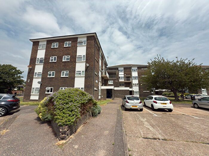 2 Bedroom Flat To Rent In The Anchorage, Gosport, PO12
