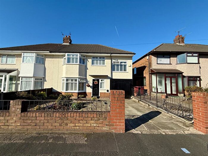 4 Bedroom Semi-detached House For Sale In Longview Road, Liverpool, L36