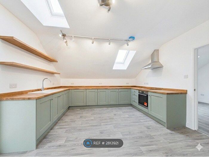 2 Bedroom Flat To Rent In Roydon Road, Diss, IP22