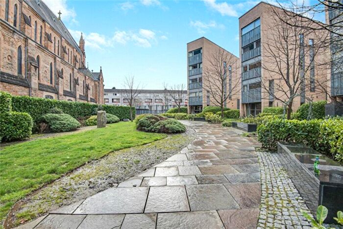 2 Bedroom Flat For Sale In Queen Elizabeth Gardens, Glasgow, Glasgow City, G5