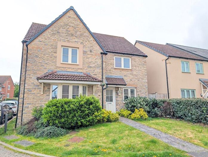 4 Bedroom Detached House For Sale In Harvest Way, Thornbury, Bristol, BS35