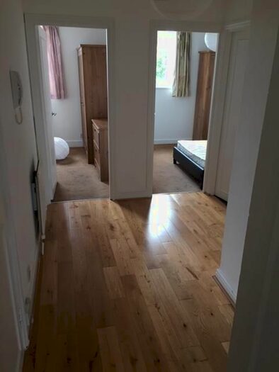 2 Bedroom Flat To Rent In Ladbroke Grove, Notting Hill, London, W10