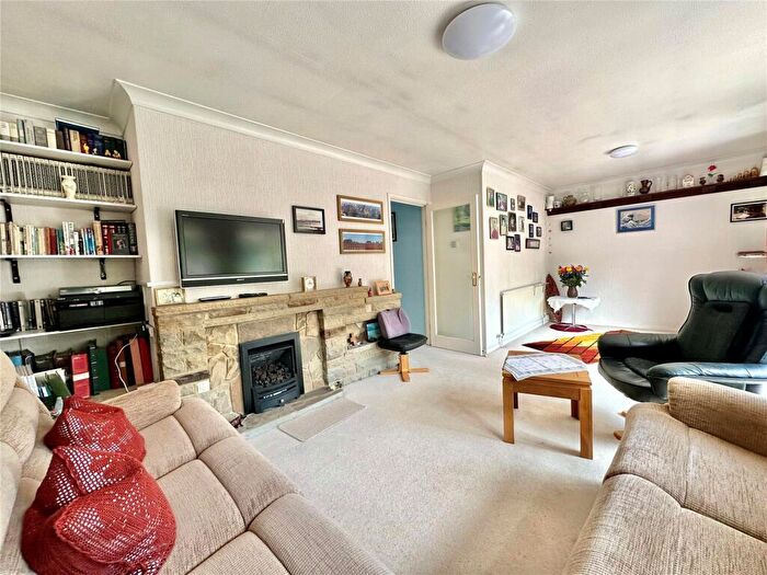 4 Bedroom Detached House For Sale In Twineham Road, Eastbourne, East