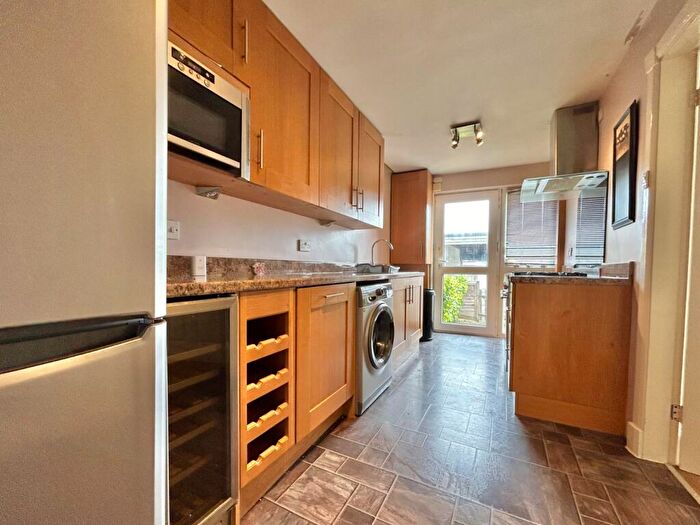 3 Bedroom End Of Terrace House To Rent In Drummond Court, Far Headingley, Leeds, LS16