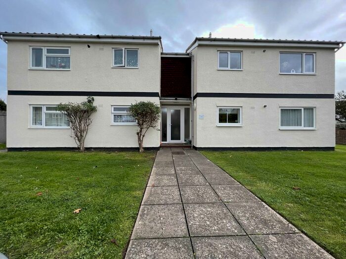 1 Bedroom Flat To Rent In Otard Close, Selsey, PO20