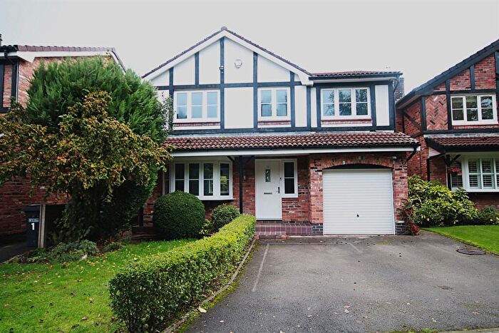 5 Bedroom Detached House To Rent In Welford Close, Wilmslow, SK9