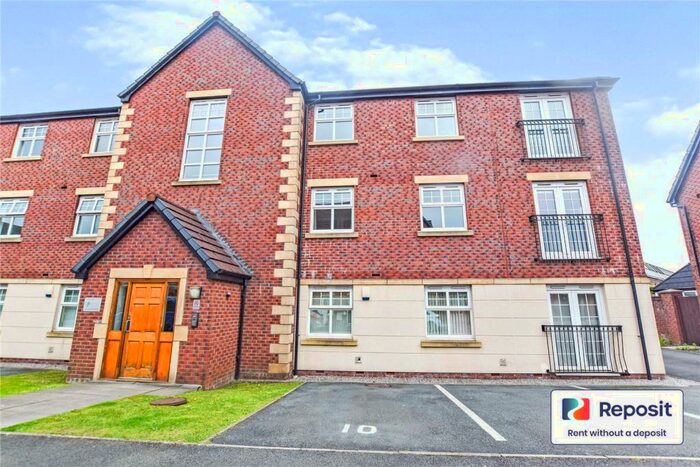 2 Bedroom Flat To Rent In Mona Way, Irlam, Manchester, M44