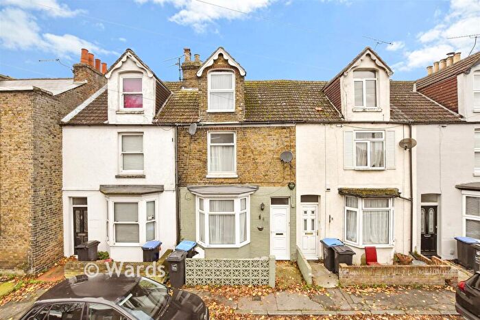 3 Bedroom Terraced House For Sale In Southwood Road, Ramsgate, Kent, CT11
