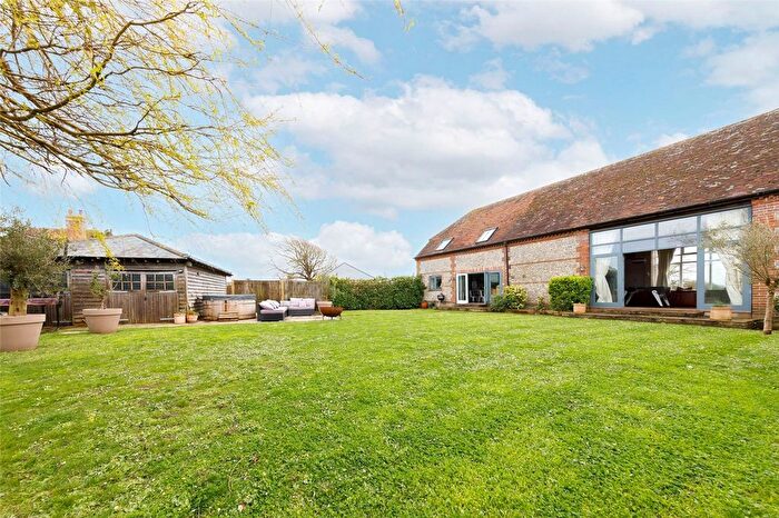 4 Bedroom Barn Conversion For Sale In Easton Lane, Sidlesham, PO20