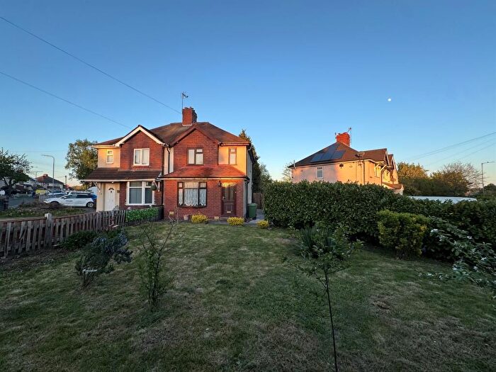 3 Bedroom Semi-detached House For Sale In Longford Road, Cannock, WS11