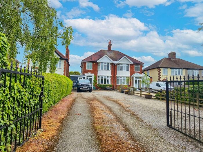 3 Bedroom Semi Detached House For Sale In Elmesthorpe Lane, Earl Shilton, LE9