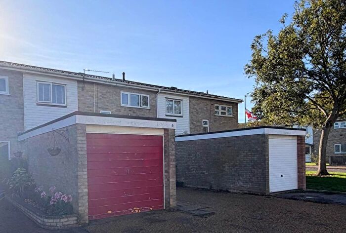 3 Bedroom Terraced House For Sale In Spexhall Way, Lowestoft, NR32