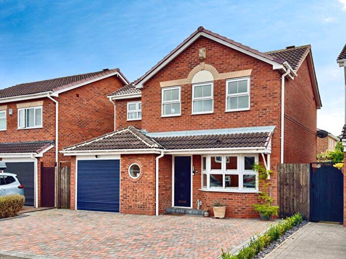4 Bedroom Detached House For Sale In Emberton Way, Amington, B77