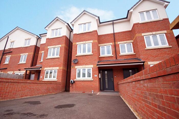 3 Bedroom Semi-Detached House For Sale In Lyons Road, Birkdale, Southport, Merseyside, PR8