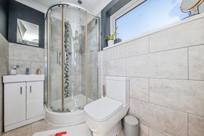 3 Bedroom End Of Terrace House For Sale In Wayside Close, Stowmarket, IP14