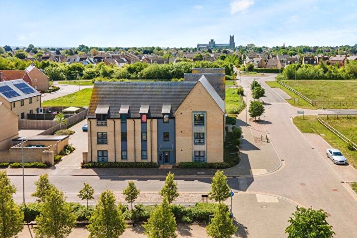 2 Bedroom Flat For Sale In School Road, Ely, Cambridgeshire, CB6
