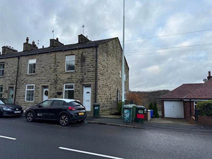 3 Bedroom Maisonette For Sale In Bury Road, Rawtenstall, BB4