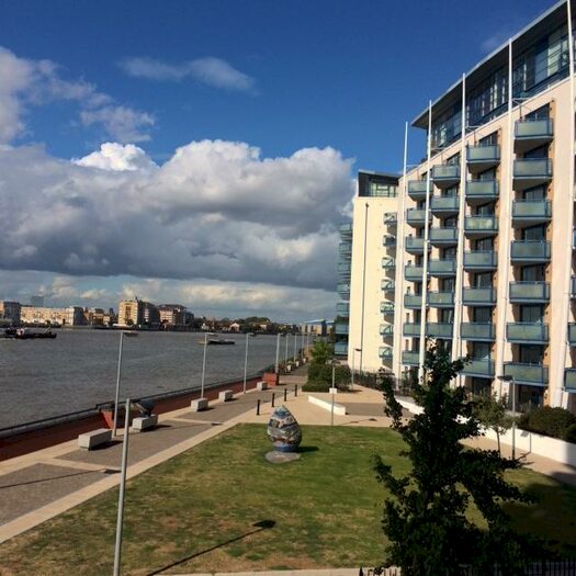 Studio To Rent In Diasy Lane, London, London, London, E14