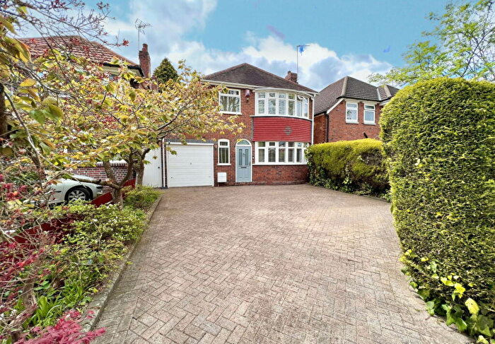 4 Bedroom Detached House For Sale In Queens Avenue, Shirley, B90