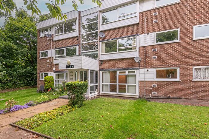 1 Bedroom Flat To Rent In The Moorlands, Off Shadwell Lane, Leeds, LS17