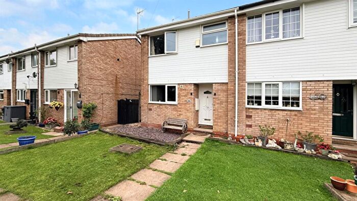 3 Bedroom End Of Terrace House For Sale In Charnwood Close, Rubery, Rednal, Birmingham, B45