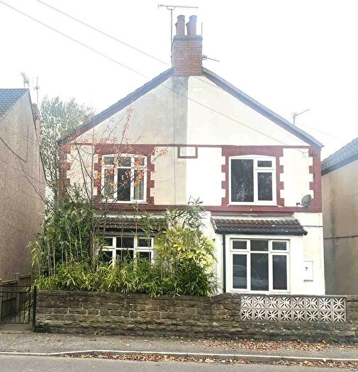 3 Bedroom Semi-Detached House To Rent In Yorke Street, Mansfield Woodhouse, Mansfield, NG19