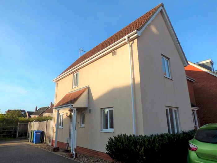 2 Bedroom Semi-Detached House To Rent In Holystone Way, Carlton Colville, NR33