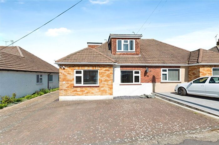 3 Bedroom Bungalow For Sale In Bootham Road, Billericay, Essex, CM12