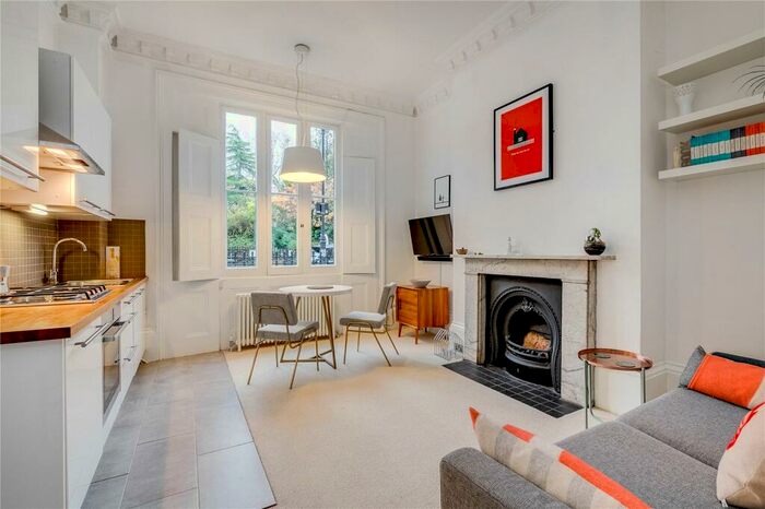 1 Bedroom Apartment To Rent In Lonsdale Square, Islington, N1