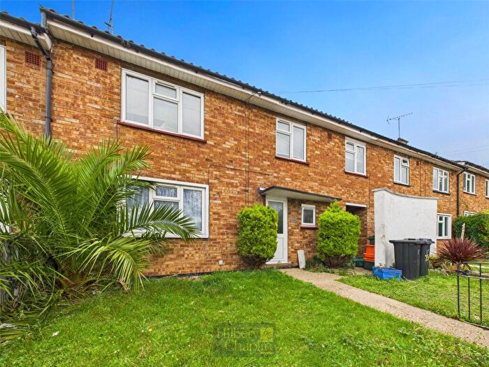 3 Bedroom Terraced House For Sale In Kathleen Ferrier Crescent, Basildon, Essex, SS15