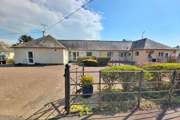 3 Bedroom Semi-Detached Bungalow For Sale In Tongland, Kirkcudbright, DG6