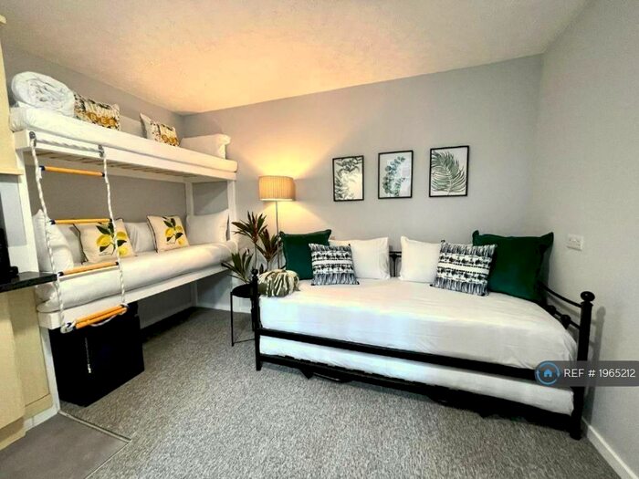 Studio To Rent In Brighton, Brighton, BN2