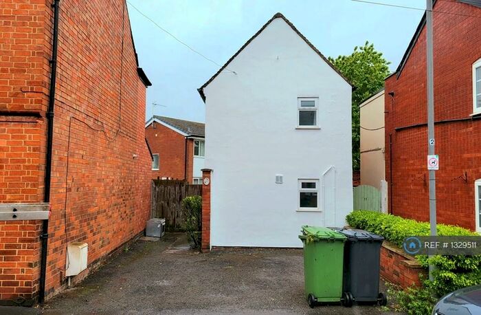 2 Bedroom Detached House To Rent In Cherry Orchard, Wellesbourne, Warwick, CV35