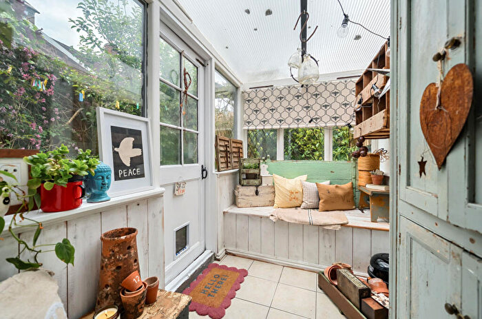 2 Bedroom Terraced House For Sale In Bread Street, Warminster, BA12