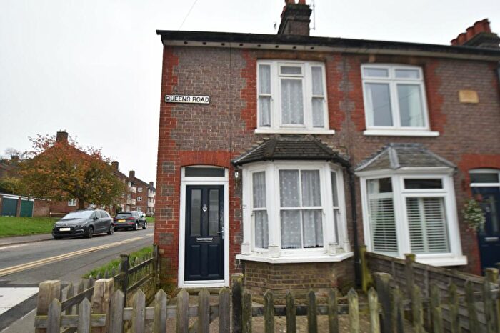 2 Bedroom End Of Terrace House To Rent In Queens Road, Chesham, Buckinghamshire, HP5