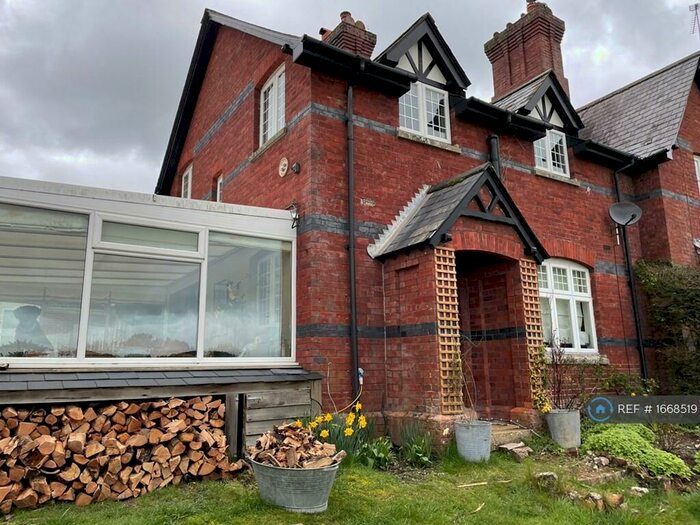 4 Bedroom Semi-Detached House To Rent In Northington, Alresford, SO24