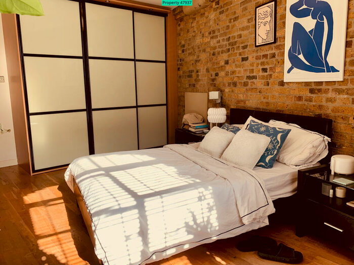 1 Bedroom Flat For Sale In Canada Wharf, Rotherhithe Street, London, SE16
