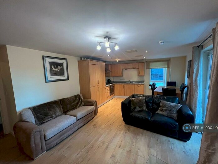 2 Bedroom Flat To Rent In The Atrium, Nottingham, NG2