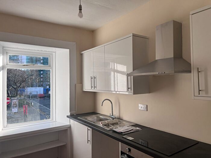 1 Bedroom Flat To Rent In Leonard Street, Perth, PH2