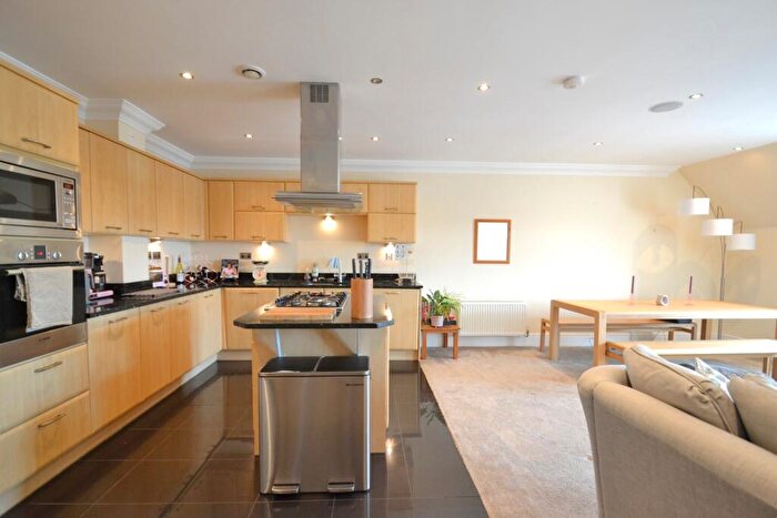 2 Bedroom Apartment To Rent In Sussex Road, Haywards Heath, RH16