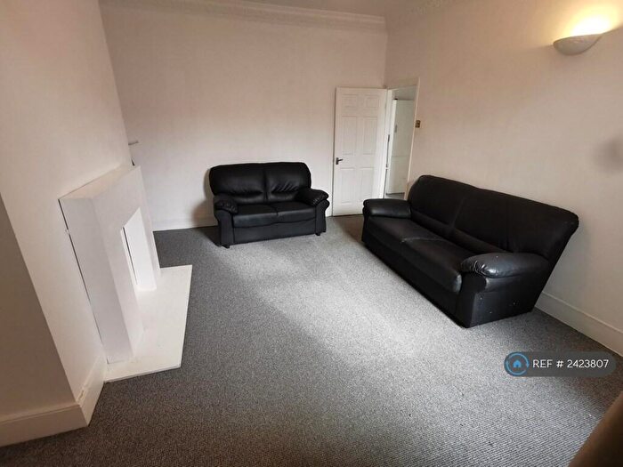 3 Bedroom Flat To Rent In Hotspur Street, Newcastle Upon Tyne, NE6