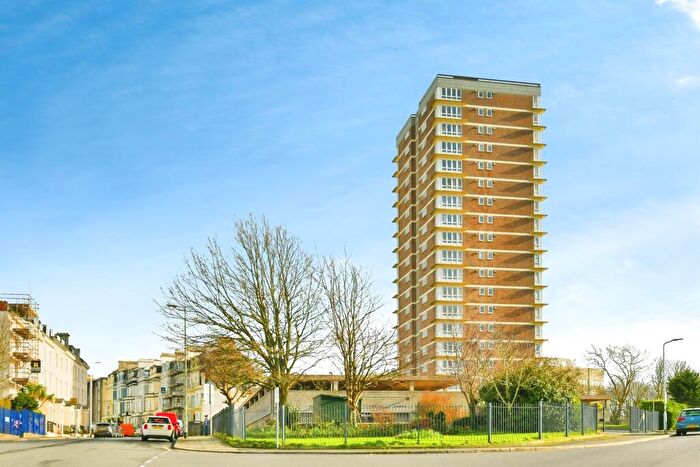 1 Bedroom Flat For Sale In Citadel Road, Plymouth, PL1